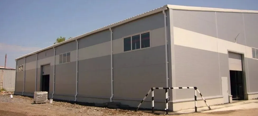 Можно ли делать ангар зимой в {town:pr}?